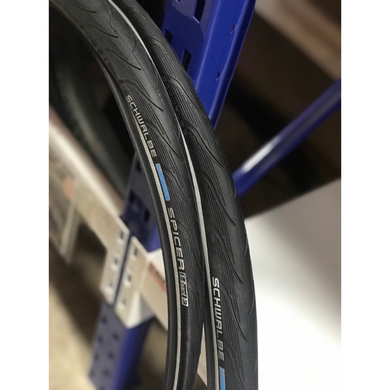 ยางขนาด 700x30c สีดำมี Reflex  ยางสำหรับขับขี่บนถนนเรียบ ในเมือง และทัวริ่ง ระบบกันหนาม K-Guard มี Reflex แถบสะท้อนแสง ราคา ถูกที่สุด ดีลบีเคเค แกลเลอรีภาพที่ 7
