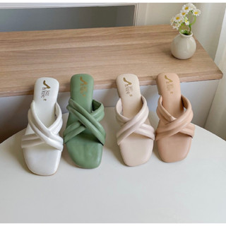 shoes be friend(รองเท้าแตะพื้นนุ่มสายไขว้x)🧸รองเท้าพื้นนุ่มนิ่ม 🎁ฟองน้ำนิ่ม สีสวยสว่างขับผิวเท้าใส่ดีขาวสวย