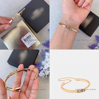 👑ผ่อน0%~แท้100%👑 กำไลสีทอง ลายรถม้าHORSE AND CARRIAGE BANGLE 5964 F33376