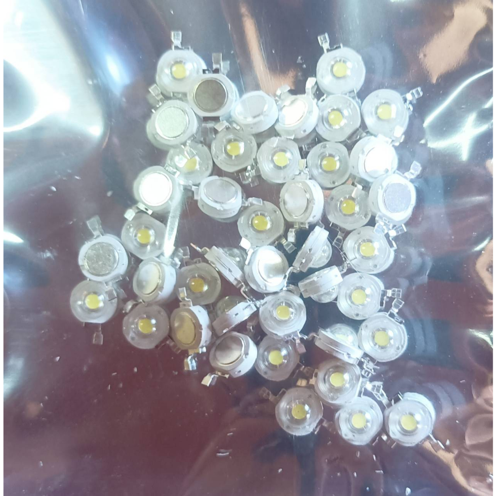 หลอดชิป led หลอดไฟฉายคาดหัว อย่างดี ราคาถูก  สีขาว สว่างจ้า