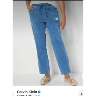 CK Trousers กางเกงยีนส์ผ้ายืด แต่งกระเป๋าหน้า ปักโลโกด้านซ้าย