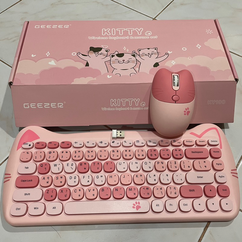 [Used] Geezer คีย์บอร์ดไร้สาย Wireless Keyboard & Mouse Set รุ่น KY100 ลายแมวคิตตี้สีชมพู Kitty Pink