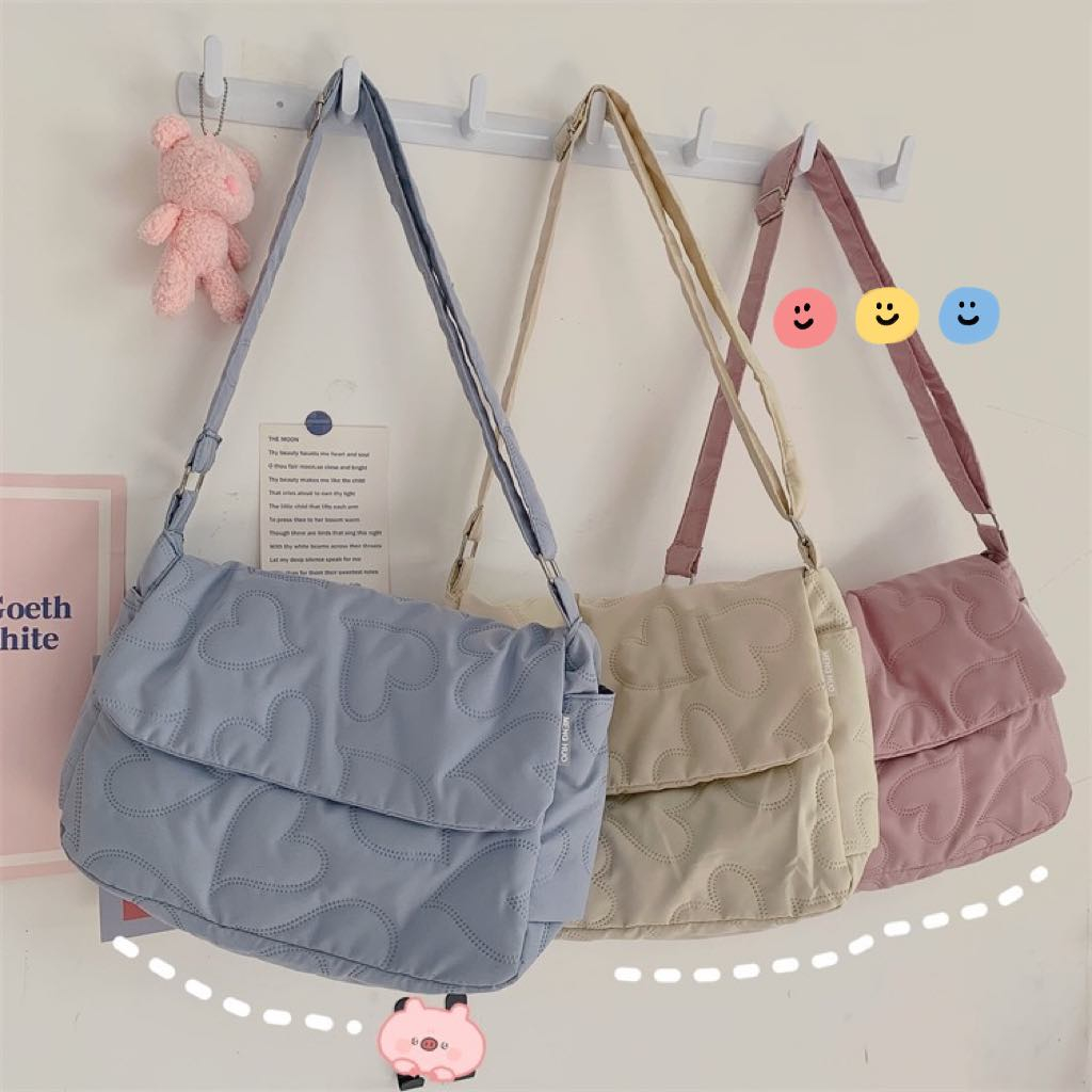 พร้อมส่งจากไทย Heartbeat bag กระเป๋าสะพายข้าง ได้พวงกุญแจ  (MN162)