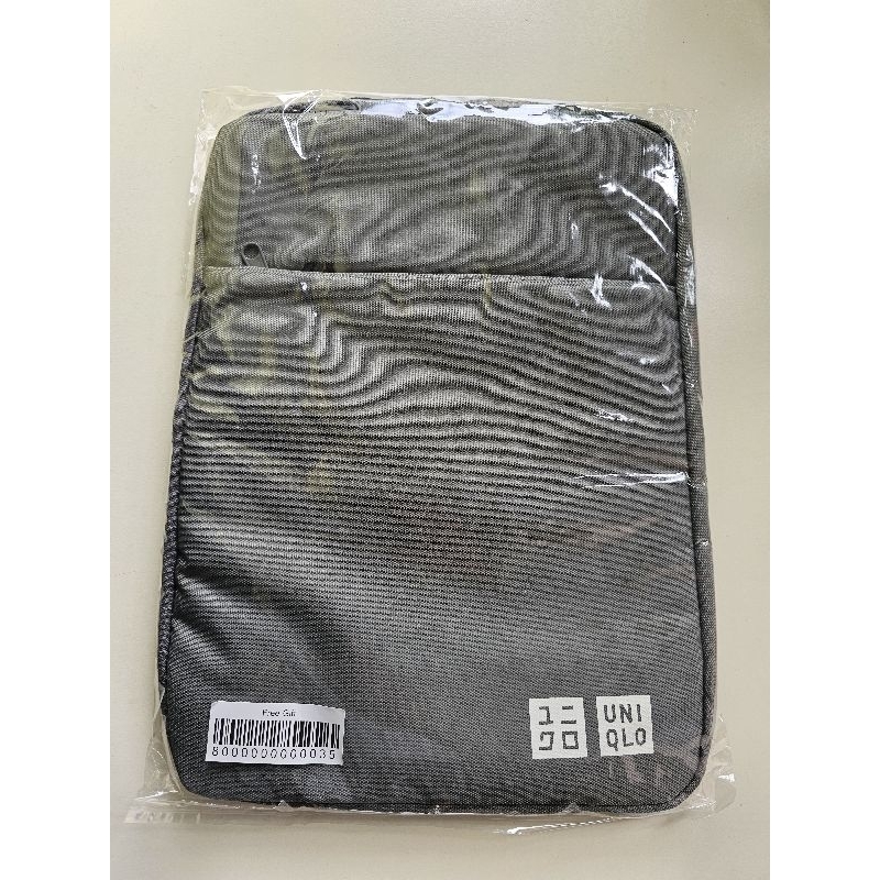 กระเป๋า uniqlo ใส่เอกสาร /labtop14นิ้ว