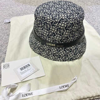 Used like new LOEWE bucket hat size59