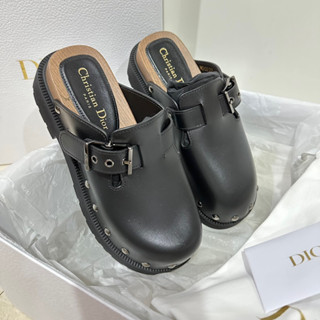 Used like new Dior Quake Clogs size37