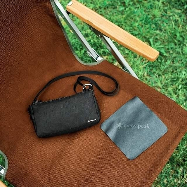 snow peak x Jins Pouch Black ชุดกระเป๋าใส่แว่นสะพายข้าง