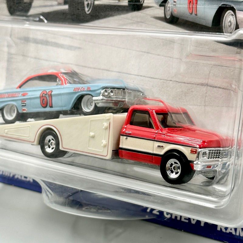 Hotwheels Team Transport | Chevy Impala สเกล 1:64 - รูปที่ 2