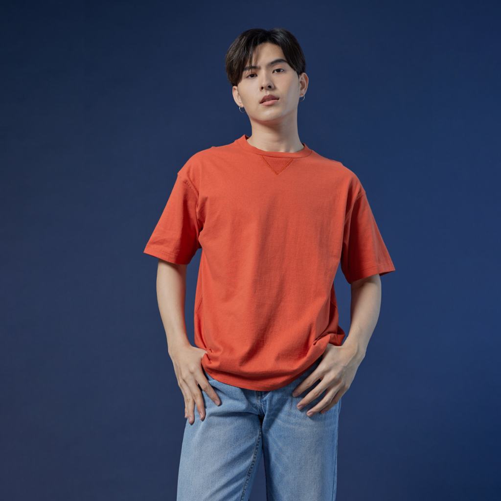 Billings by Khaki Bros. เสื้อยืดคอกลม ทรง Loose Fit BM23K007