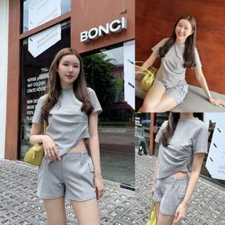 SLYQ DIJON WAFFLE DRAPED TOP &amp; SHORT SET ชุดเซ็ตเสื้อเบลาส์แขนสั้นจับเดรปข้างกับกางเกงขาสั้น