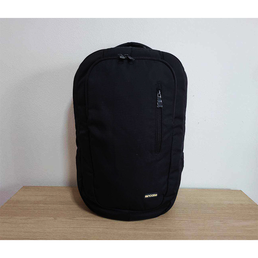 กระเป๋าเป้ใส่ Notebook/ เดินทาง INCASE สีดำใบใหญ่ หายาก