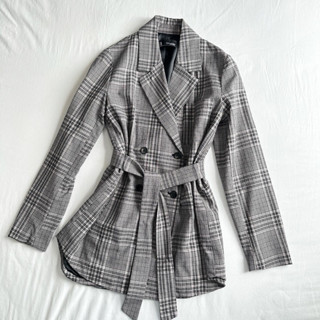 [ 𝕦𝕤𝕖𝕕 ส่งต่อ ] ZARA Blazer ลายตาราง สีชมพูอ่อนๆ &amp; ดำ