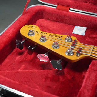 Case guitar/Bass เคสกีต้าร์ไฟฟ้า เบสไฟฟ้า กล่องใส่กีต้าร์ กล่องใส่เบส รุ่น C1