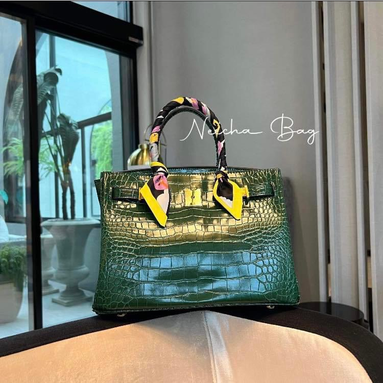 กระเป๋าทรง_BK  Croco 25 /30cm (10/12นิ้ว)_ มีแถมสาย1เส้นกระเป๋าถือ_แฟชั่นสะพายข้างผู้หญิง _กระเป๋า_ ฟรีของแถม