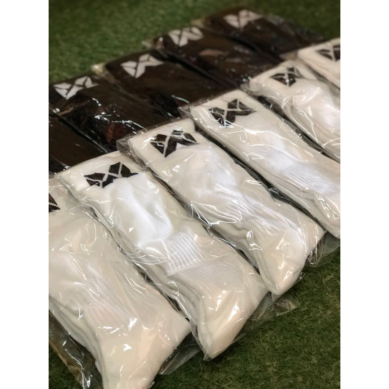 ถุงเท้ากีฬาผู้ชาย ใส่เตะฟุตบอลยาว สีดำ Football Socks Sport สินค้าพร้อมส่ง