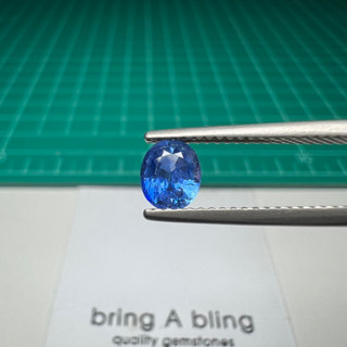 ไพลิน (blue Sapphire) เผาเก่า 0.94 ct (6.1x5.1x3.5) มม เจียระไนสวย สะอาด สีหวาน  cornflowe