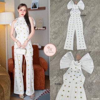 Starry jumpsuits จั้มสูทขายาวสีขาวครีมตกแต่งดางสีทองติดโบว์หลังคอ แซ่บมาก ป้าย bt studio