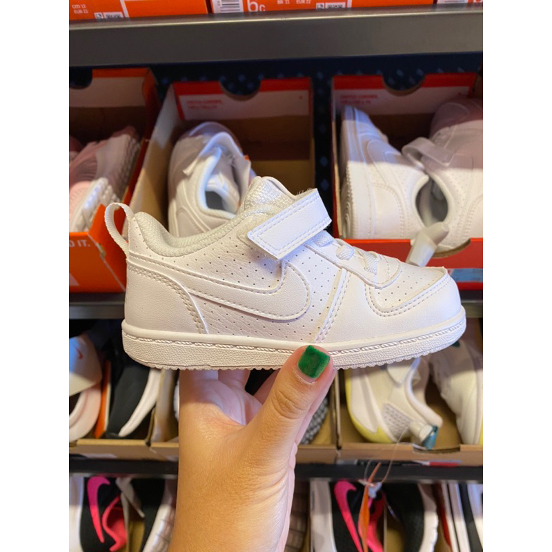 nike kids รองเท้าไนกี้ขาวล้วน