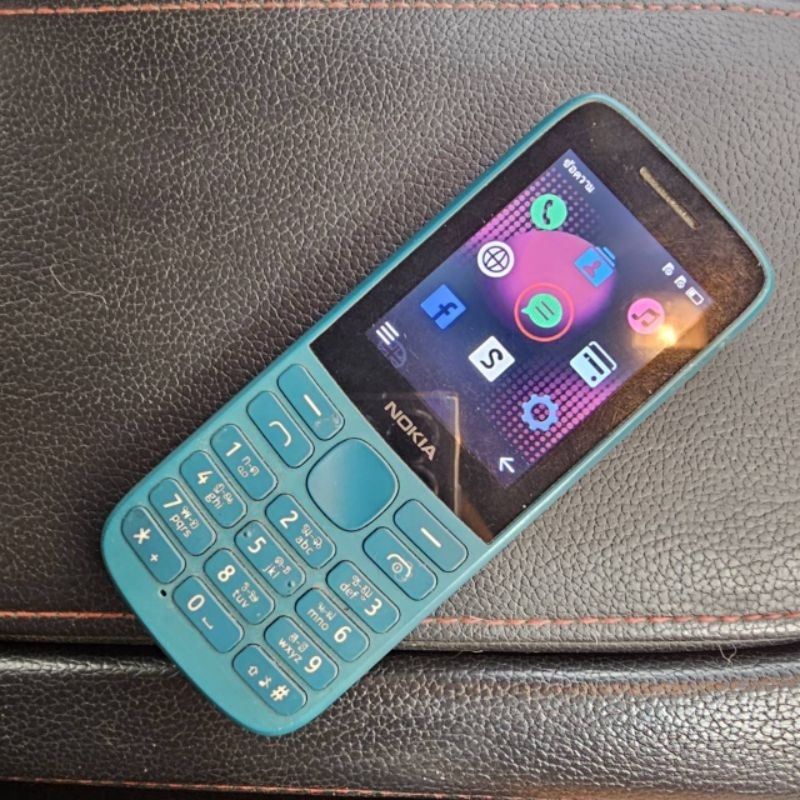Nokia 215 เครื่องใช้งานเองสภาพดีมาก