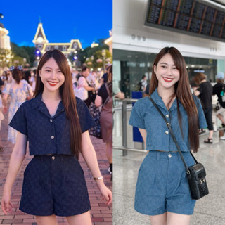 ชุดเซตยีนส์ เสื้อครอปกางเกงขาสั้น Jeans set