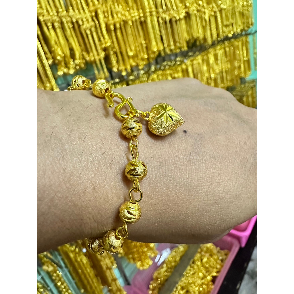 ข้อมือ เม็ดตุ้มตัดลาย 1บาท
