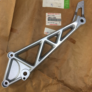 สเตย์พักเท้าหน้า(ข้างซ้าย) AR-125 แท้,ใหม่เก่าเก็บ 35011-1223