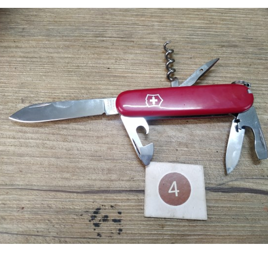 มีด victorinox  6 tool มือสอง