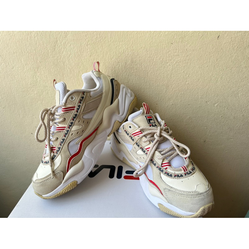 รองเท้า Fila #แท้ #มือสอง