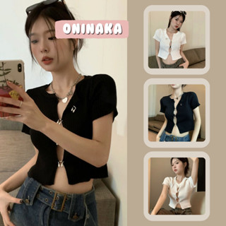 Oninaka เสื้อครอปตะขอหน้า แขนสั้น ผ้าไหมพรม พร้อมส่ง 37016-1#