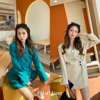 FaLa blazer มินิเดรสเบลเซอร์  เนื้อผ้าดีมาก แต่งกระดุมดำปรับได้ มี 2 สี