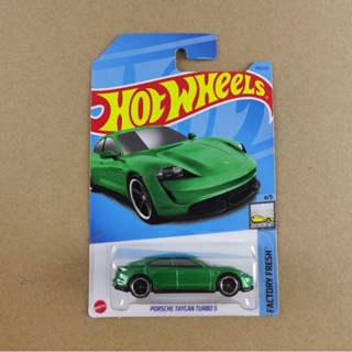 Hotwheels รุ่น Porsche Taycan Turbo S