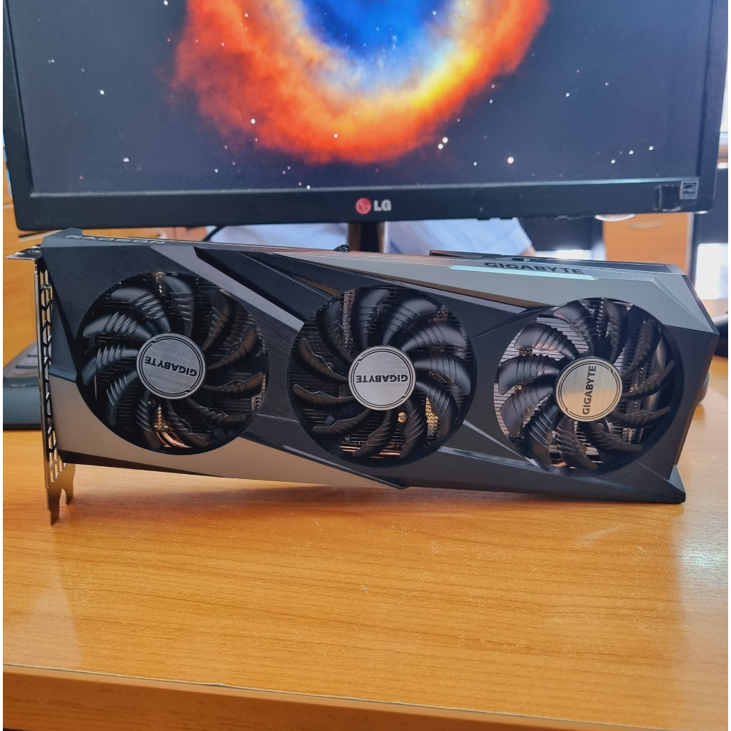 การ์ดจอ (VGA) RX 6500 XT GIGABYTE  GAMING  OC 4G GDDR6 มือ2 ใช้งานปกติ สภาพใหม่มากๆประกันใจ 7 วัน