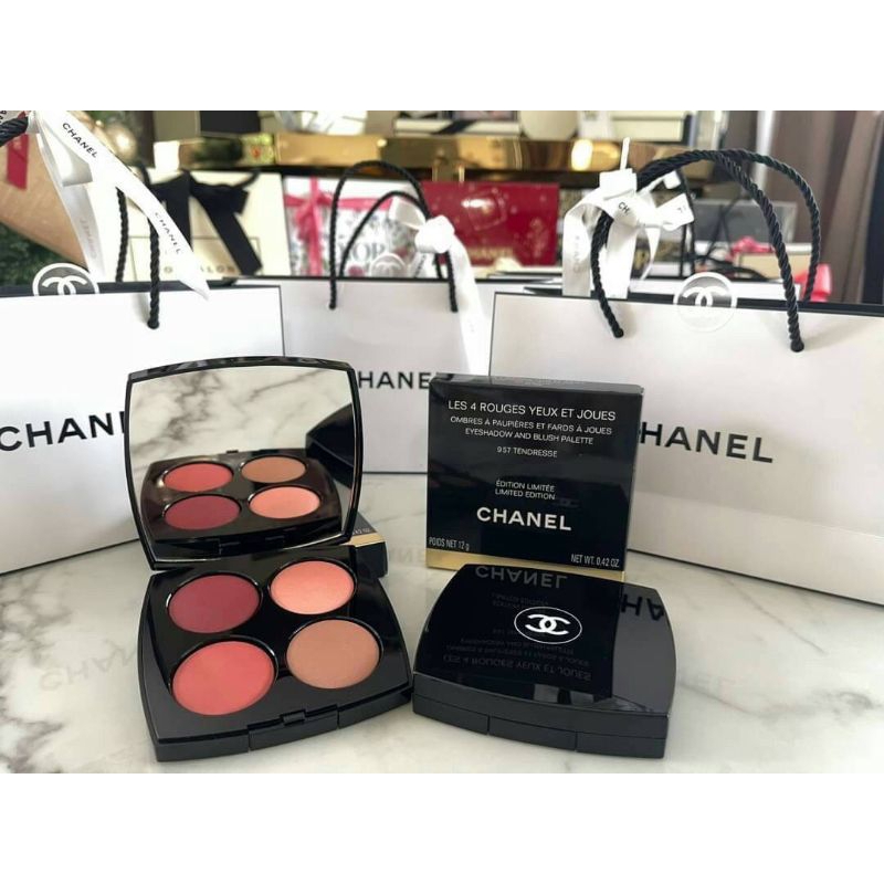 อายแชโดว์ CHANEL LES4 ROUGES EYE SHADOW AND BLUSH LIMITED EDITION PALETTE