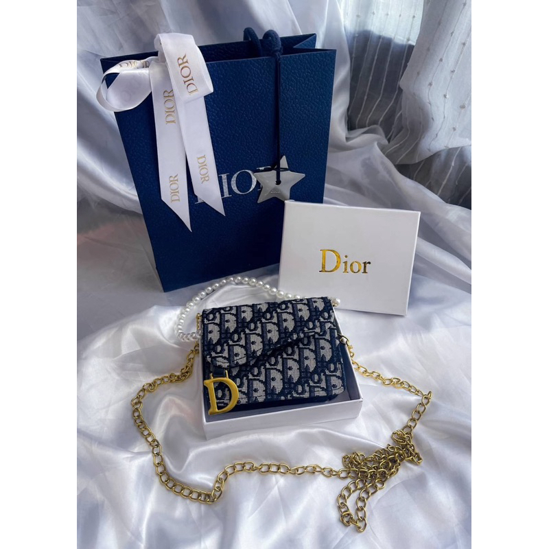 กระเป๋าน้องจิ๋ว Dior card holder รุ่นฮิต ที่ DIY จากกระเป๋าตังกลายเป็นสะพายข้างงงงใบจิ๋ว
