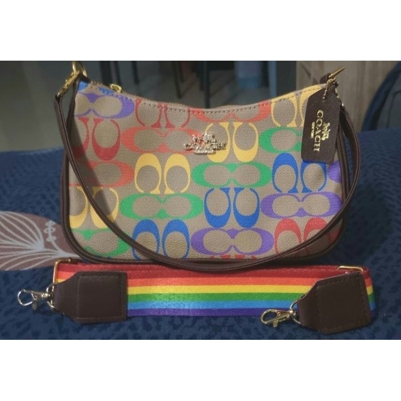 กระเป๋าสะพาย Coach Teri Shoulder Bag in Rainbow [^_^]