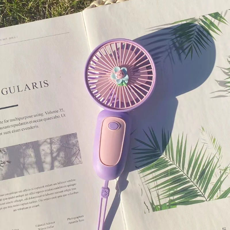 มาใหม่!!พัดลมมือถือ ลายการ์ตูน อันเล็กพกพาสงบ ชาร์จ USB สีสวยน่ารัก portable fan - รูปที่ 7