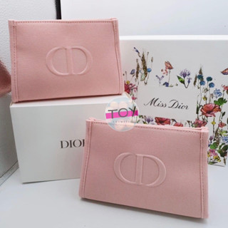 Dior กระเป๋าเครื่องสำอางใส่ของจุกจิก