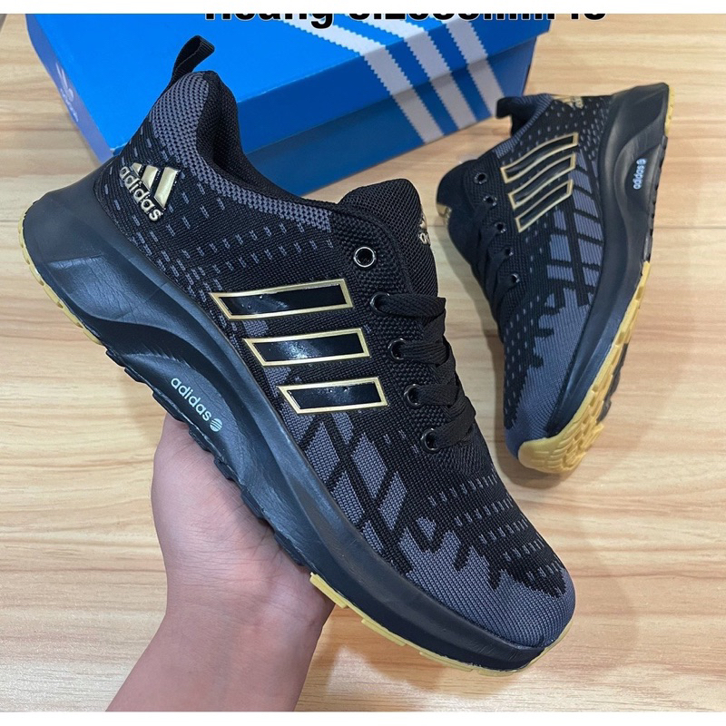 รองเท้าผ้าใบ ADIDAS size (36-45)(+1ไซส์จากไซส์ปกติ) เป็นรองเท้ากีฬาเบาเมาะสำหรับการวิ่ง (ลาย jnot)