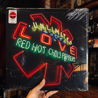 แผ่นเสียง Red Hot Chilli Pepper - Unlimited Love (Vinyl Exclusive Target) ปกหลังมีรอยถลอก 1 จุด