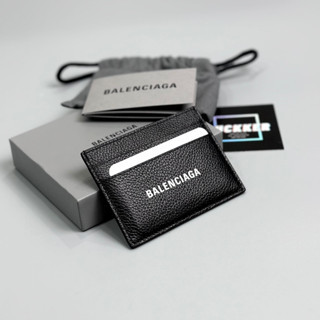 แนะนำสอบถามจำนวนคงเหลือก่อนกดซื้อนะคะ Card Holder Balenciaga