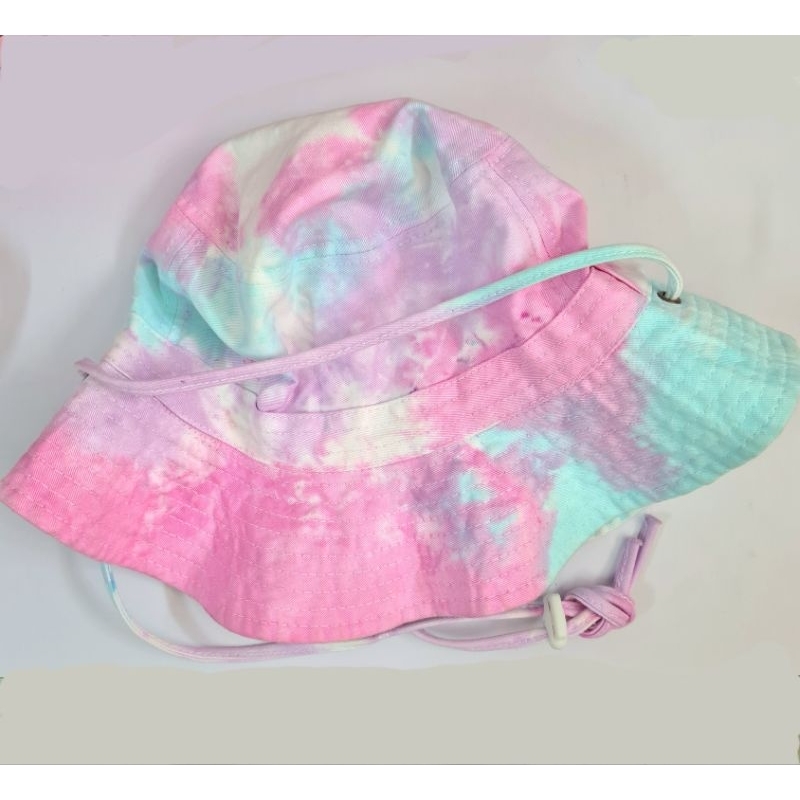 ส่งต่อหมวกbucket มัดย้อมมีสายสีม่วงฟ้าชมพู