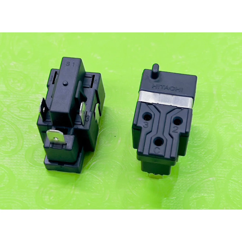 รีเลย์ตู้เย็น HITACHI H18205E 3ขา