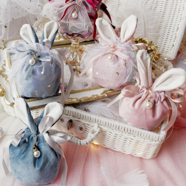 DIY กระเป๋าเครื่องสำอางค์ ถุงหูกระต่าย ถุงผ้ากำมะหยี่ ใส่ของขวัญ งานเลี้ยงวันเกิด น่ารักมากๆ