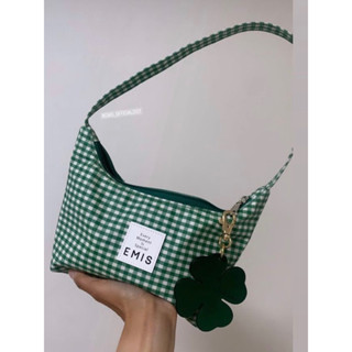 พร้อมส่งGreen/Red ✈️🇰🇷New collection Emis check hobo bag