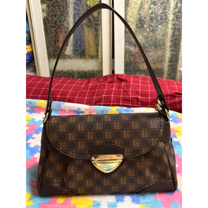 LKกระเป๋าสะพายผู้หญิง