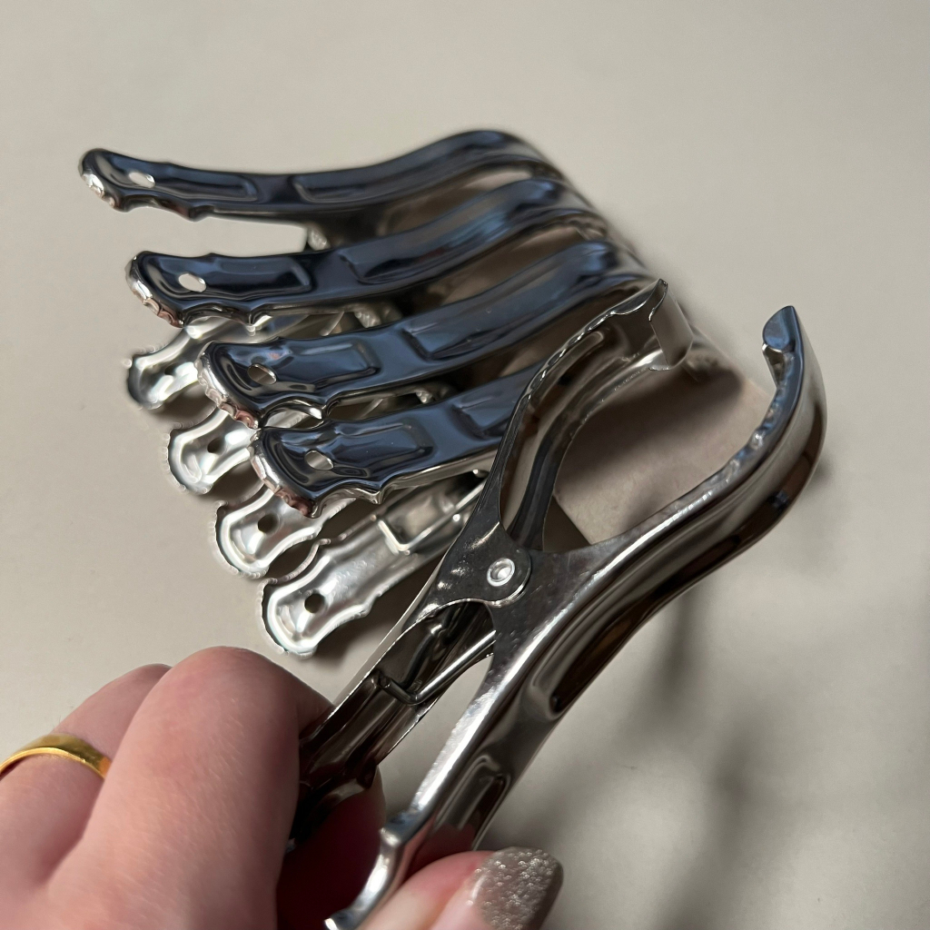 [พร้อมส่ง] ที่หนีบผ้าสแตนเลส คลิปหนีบผ้า คุณภาพดี ปากคลิปมีแรงดึงที่ดีและ ไม่เป็นสนิมง่าย ราคาถูก - รูปที่ 5