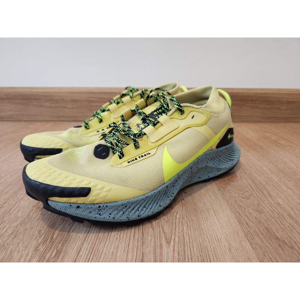 รองเท้า NIKE GORETEX กันน้ำได้ ไซส์ 11US