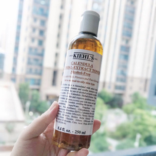 👉โทเนอร์ Kiehls Calendula Herbal Extract Toner Alcohol-Free 250ml