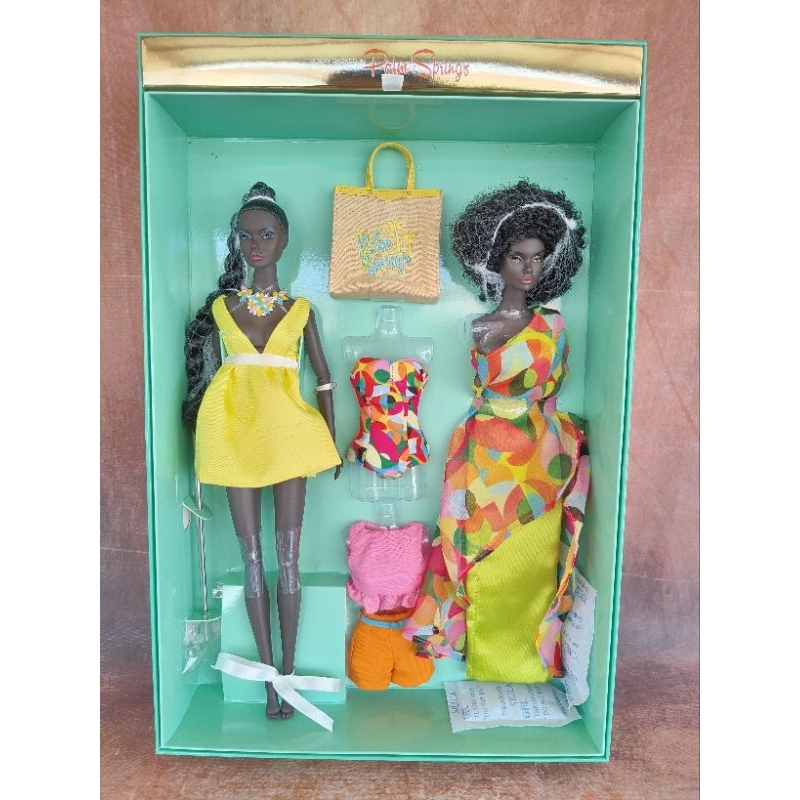 Integrity Toys Perfectly Palm Springs Poppy Parker Fashion Royalty Doll Gift Set
