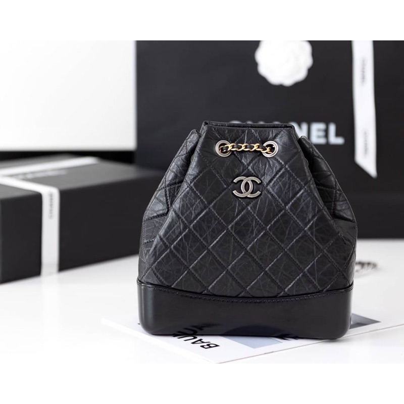 Chanel Gabrielle Backpack (Ori)VIP  📌หนังอิตาลีนำเข้างานเทียบแท้ 📌size 23x22.5x10.5 cm. 📌หนังแท้คุณภาพVIP